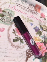 Load image into Gallery viewer, Berry Bear