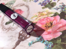 Load image into Gallery viewer, Berry Bear