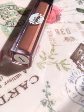 Load image into Gallery viewer, Lynn